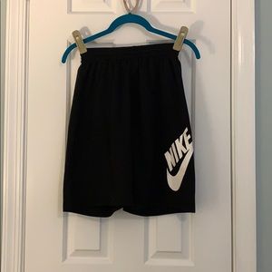 Athletic shorts